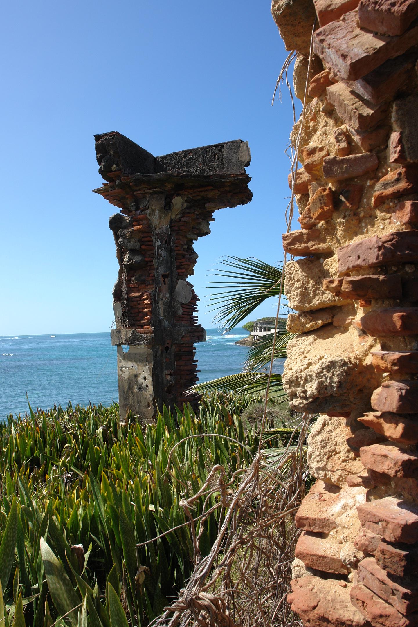 Ruinas del Antiguo Leprocomio - Toa Baja - 2011 00007